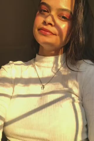 Load video: Thank you to this special customer for sharing her LED face mask shopping and delivery experience with us. We hope you enjoy you new device..